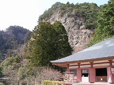 鳳来寺山